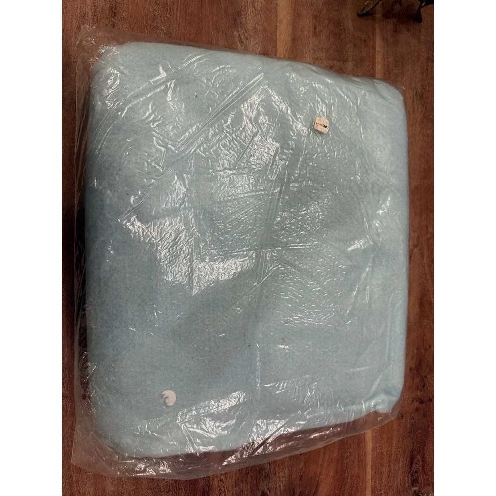 NEW Vintage Owen Caprice Blanket Blue 100% Polyester Twin/Full Size 72 x 90‎